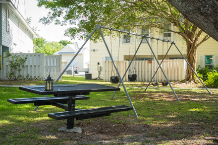 Peary Court Apartments For Rent in Key West